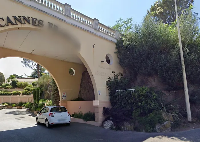 Le Chagall 2 Scls Locations شقة كان