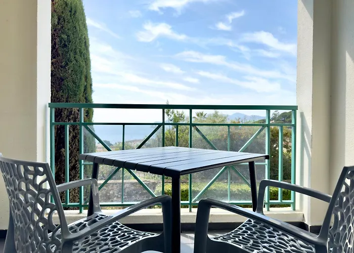 Le Chagall 2 Scls Locations * كان